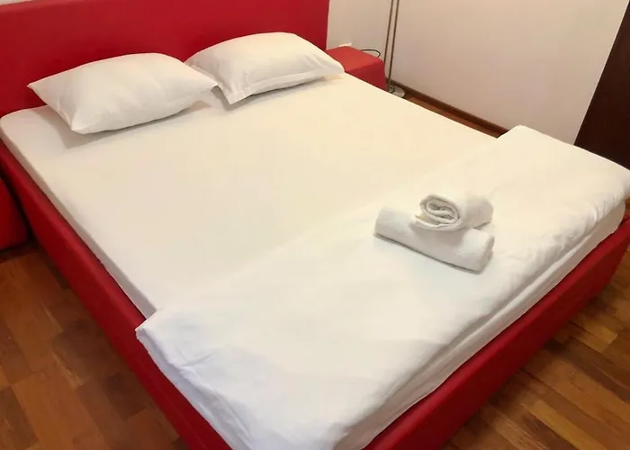 Appartamento Joy Calea Timisoarei 4 *