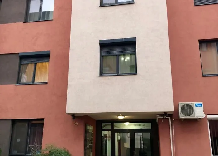 Appartamento Joy Calea Timisoarei 4 *